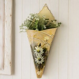 Vintage Style Hand Painted Metal Wall Pocket Cone Planter Daisy Floral Yellow